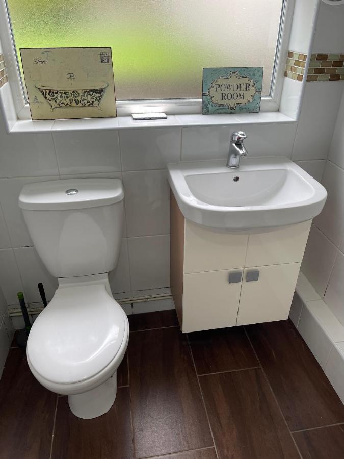 Ty Caer Cottage Merthyr Tydfil Dowlais Esterno foto